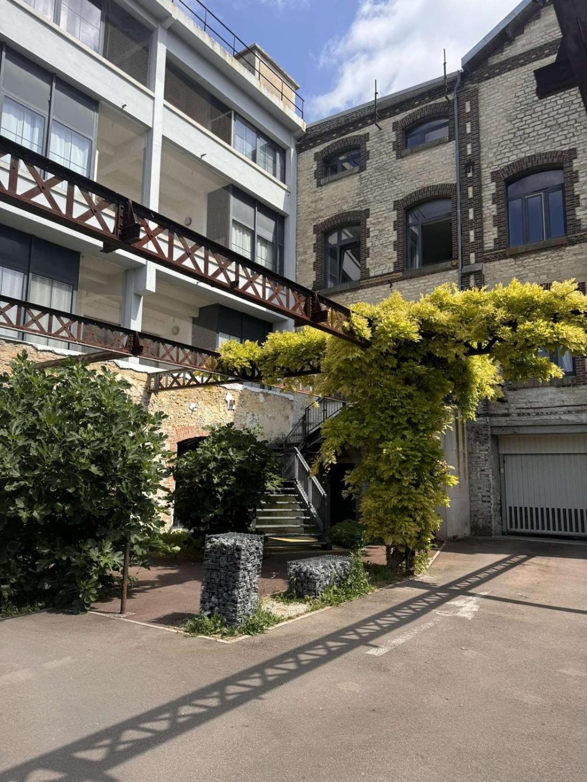 Manhattan Loft - Centre - 5 Mn A Pied Gare - Parking Prive - Patio Troyes Exterior photo